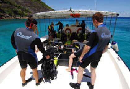 Plongeurs aux Seychelles