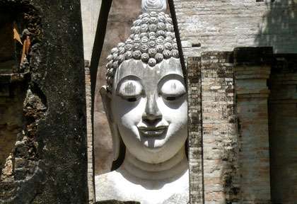 Wat Si Chum - Sukhothai - Thailande © Lagorce