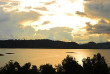 Malaisie - Circuit Panorama du Sarawak - Coucher de soleil sur le lac