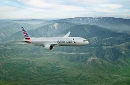 American Airlines - Vol au dessus des montagnes