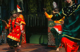 Indonésie - Sumatra - Spectacle de danse traditionnelle