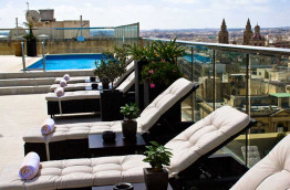 Malte - Sliema - The Victoria Hotel - Piscine extérieure