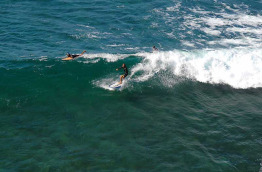 Nouvelle-Calédonie - Bourail - Sheraton New caledonia Deva Resort & Spa - Surf dans le lagon