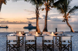 Seychelles - Four Seasons Resort Seychelles at Desroches Island - The Castaway Bar