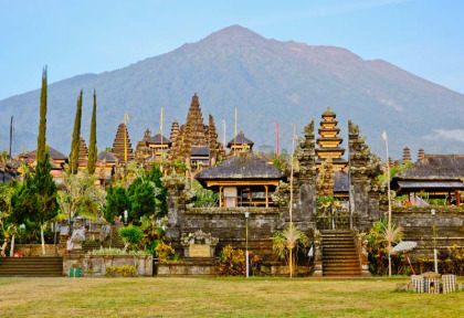 Indonésie - Bali - Le Temple de Besakih © Cesc Assawin – Shutterstock
