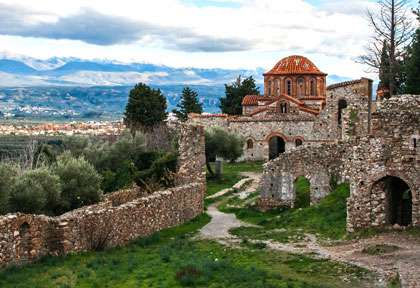 Ruines de Mystra - Peloponnese - Grèce © Shutterstock - Siete Vidas