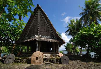 Maison traditionnelle à Yap