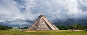 Chichen Itza © Shutterstock - Sunsinger
